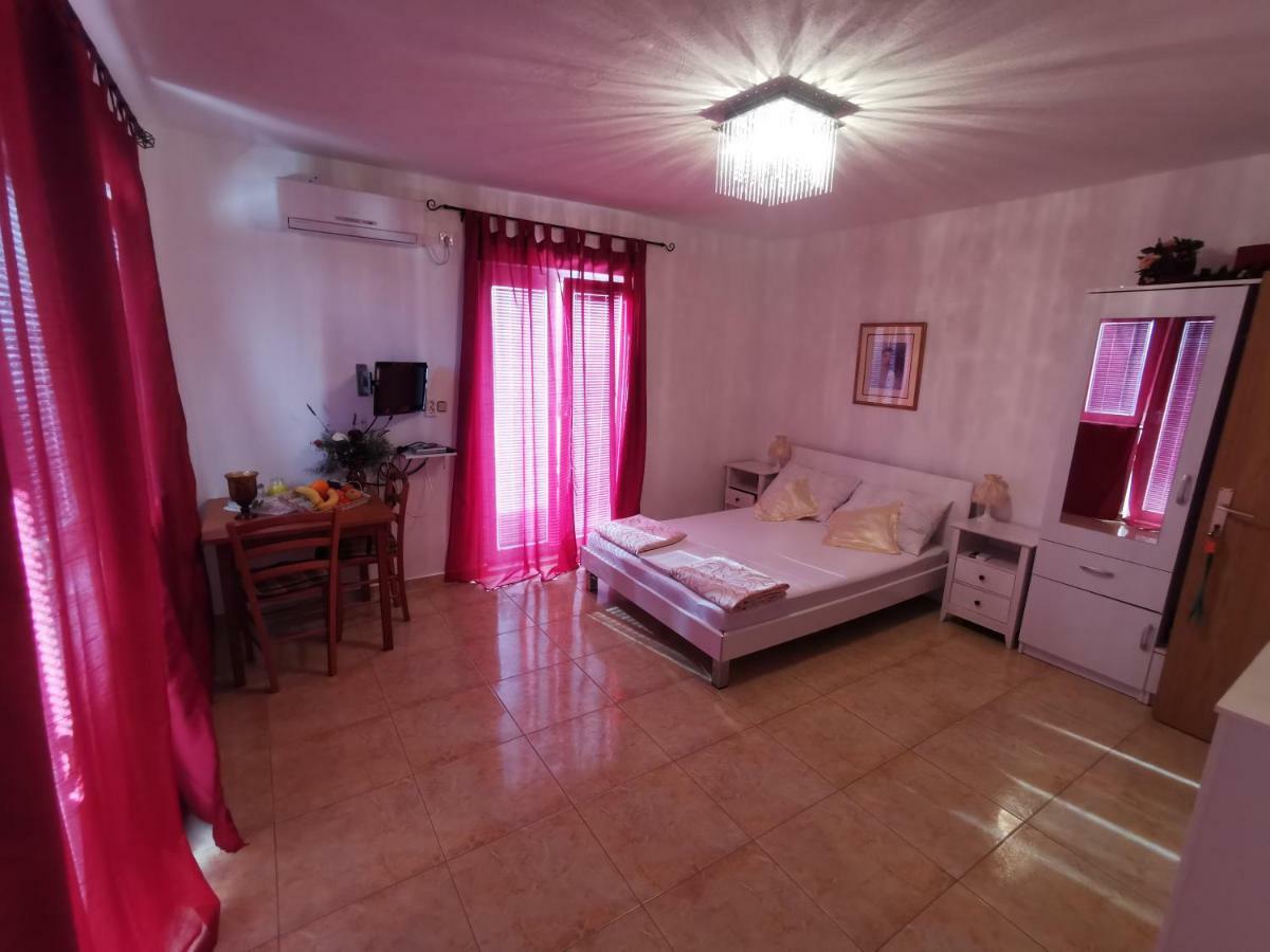 Villa Ilona Primošten Buitenkant foto